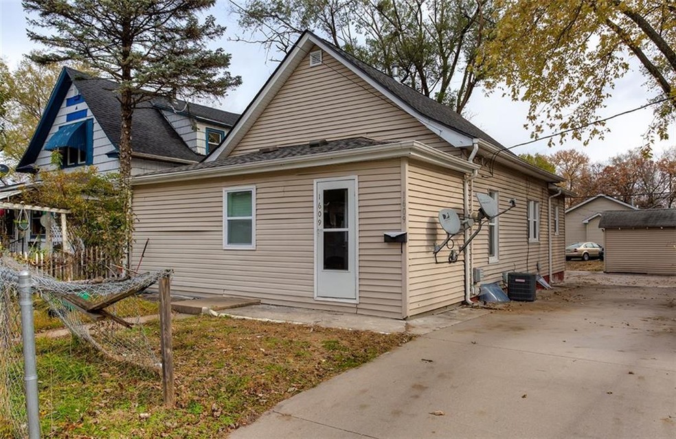 1609 21st St, Des Moines, IA 50311 - photo 1