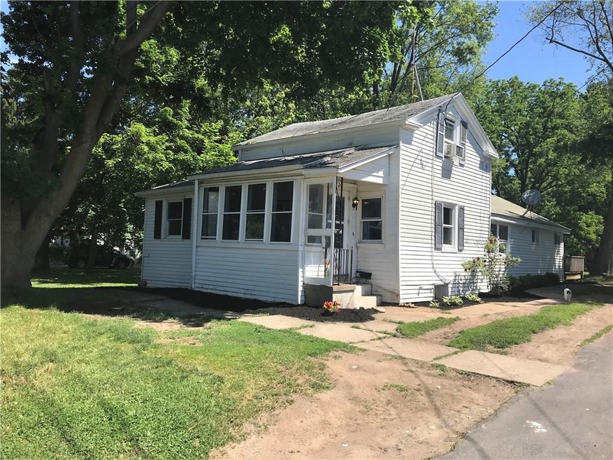 Welcome Home to 50 N Walnut St