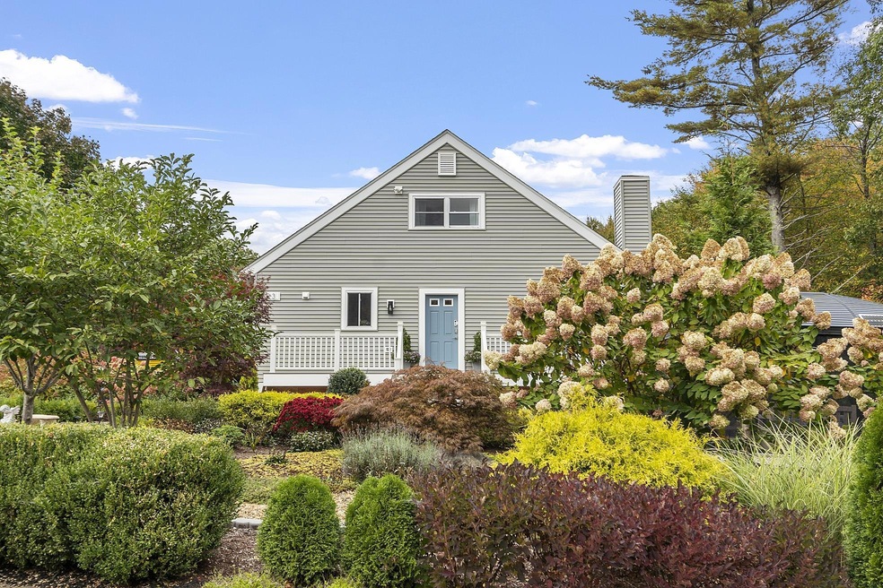 3 Eastman Dr, Derry, NH 03038 - photo 1