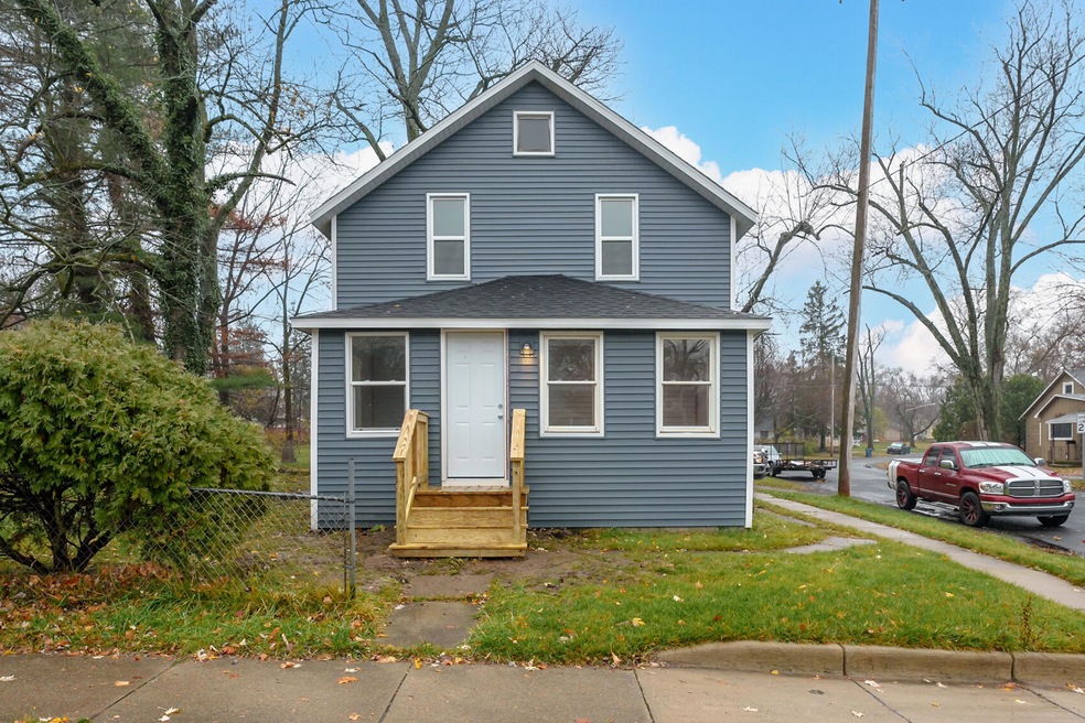 Main_St_E_2202_Kalamazoo_49048-1