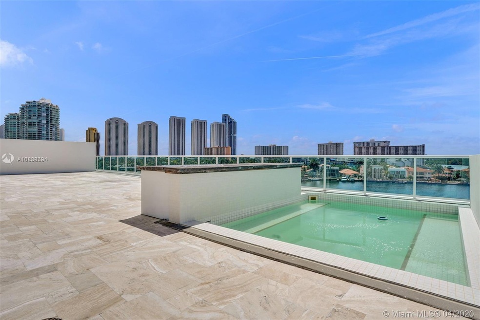 PRIVATE POOL