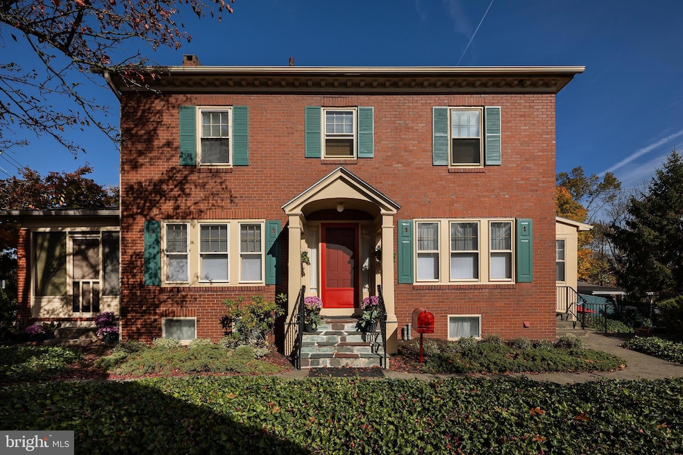 856 N Franklin St, Pottstown, PA 19464 - photo 1