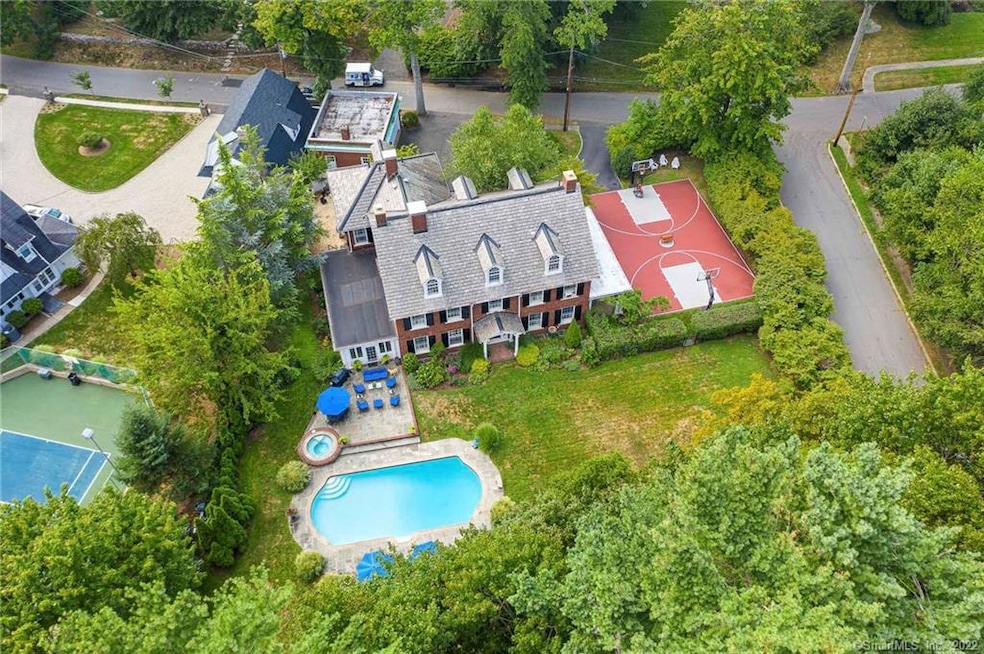 217 Collingwood Ave, Fairfield, CT 06825 - photo 1