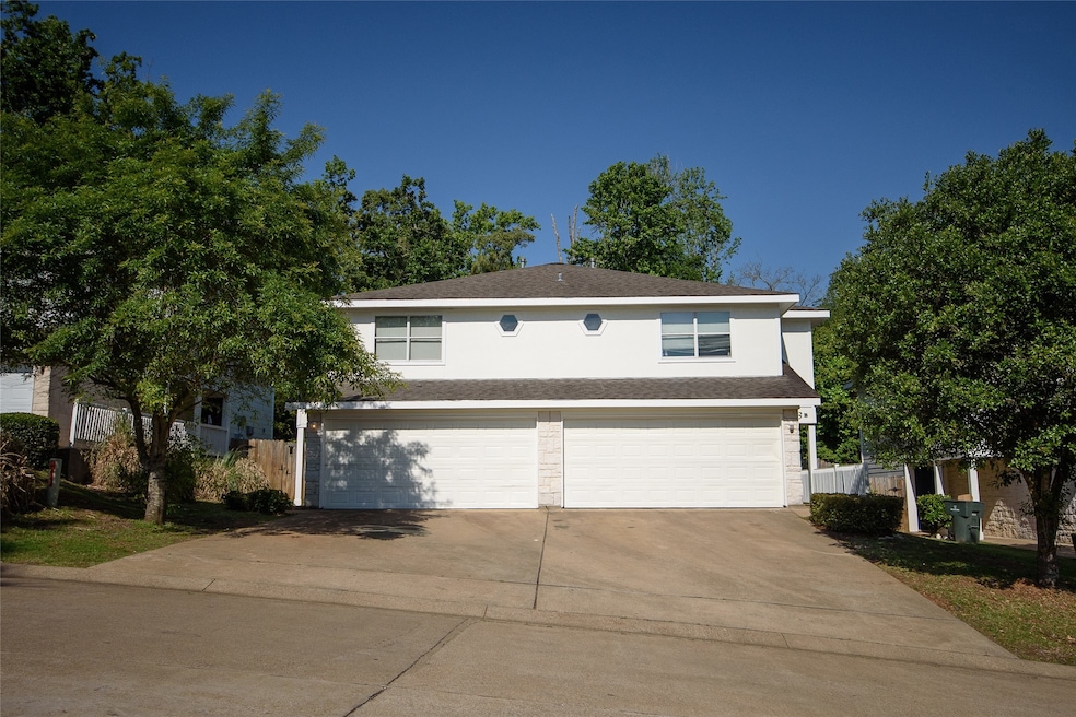 1527 Creekside Ln unit A, Nacogdoches, TX 75964 - photo 1