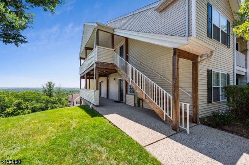 1625 King Ct unit 1625, Green Brook, NJ 08812 - photo 1