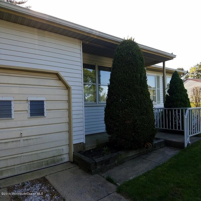 19 S Chestnut Ave unit 70, Whiting, NJ 08759 - photo 1