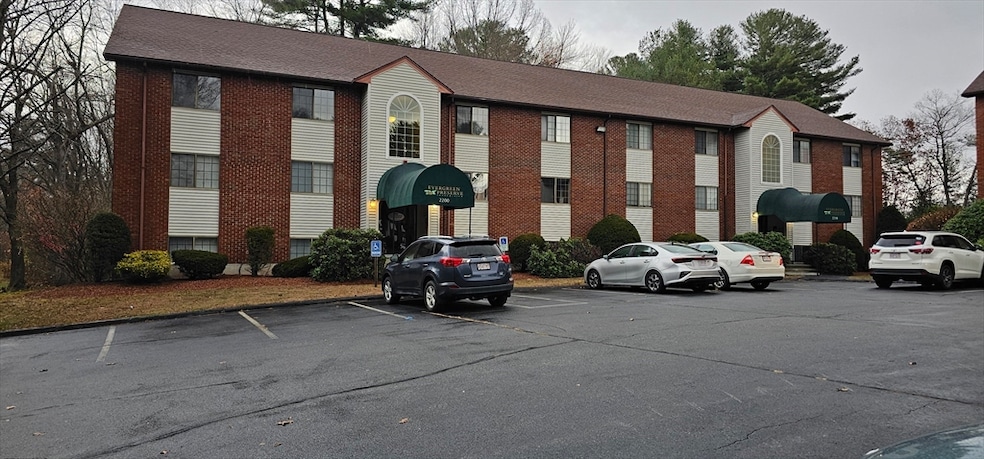 For Sale $275,000 • Co-Listing Agent