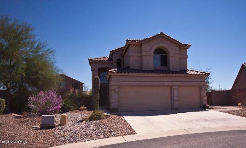 Rowen Cir Front-3