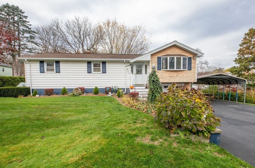 7 Holyoke St, Taunton, MA 02780 - photo 1