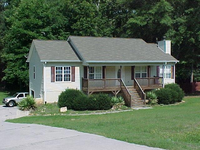 40 Meadowbrook Ln, Carrollton, GA 30117 - photo 1