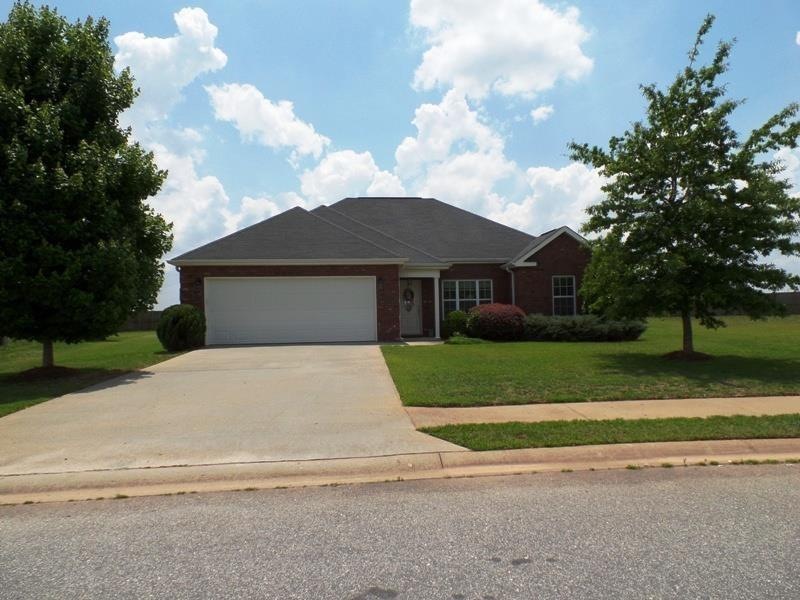 140 Amber Dr, Byron, GA 31008 - photo 1