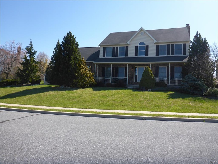 303 Spy Glass Hill Rd, Bath, PA 18014 - photo 1