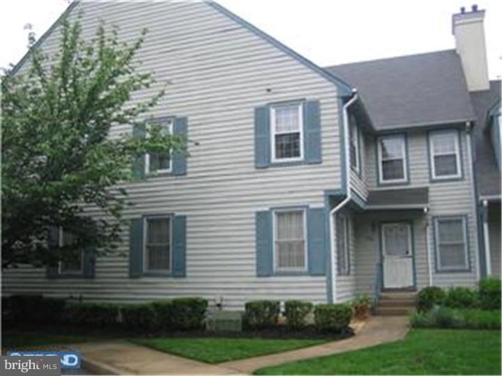 828 Westfield Dr, Cinnaminson, NJ 08077 - photo 1