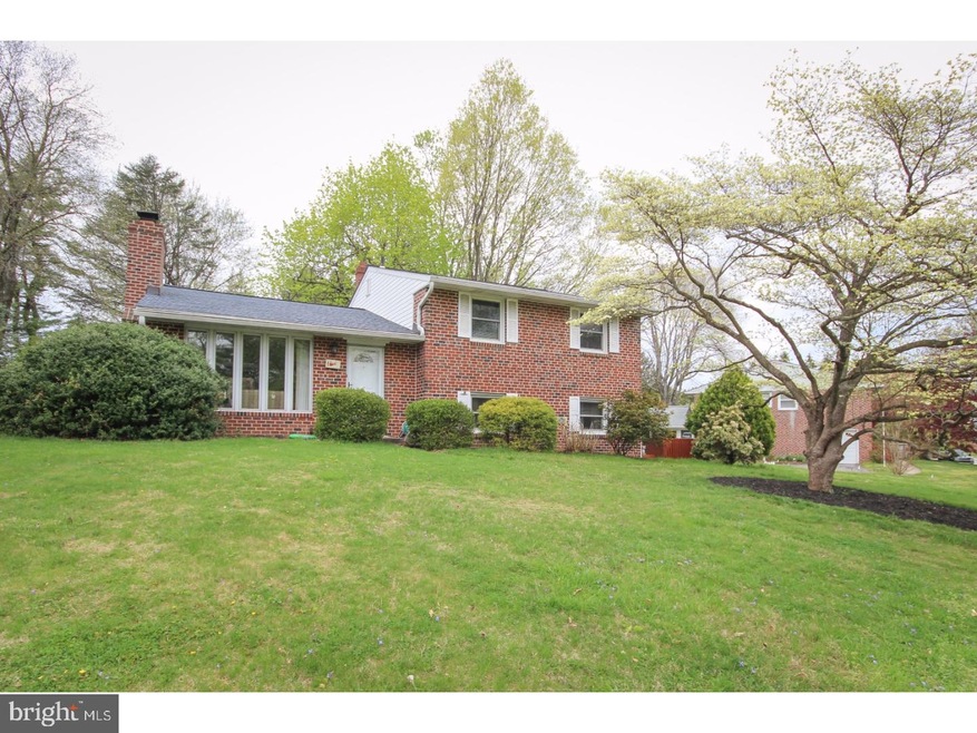 619 Morris Ln, Wallingford, PA 19086 - photo 1