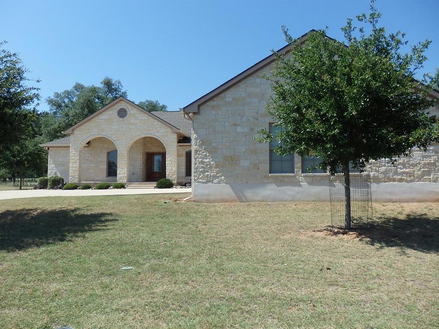 816 Kimberly Ln, Fredericksburg, TX 78624 - photo 1