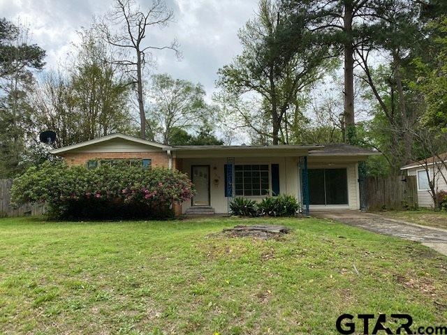 1218 1218 S Azalea Dr, Tyler, TX 75701 - photo 1