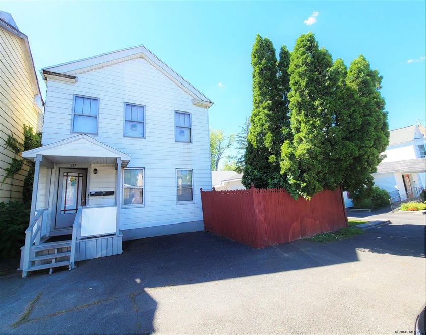 557 4th Ave, Troy, NY 12182 - photo 1