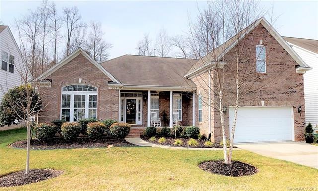 Huge Ranch Style home.  4bedroom 4bath