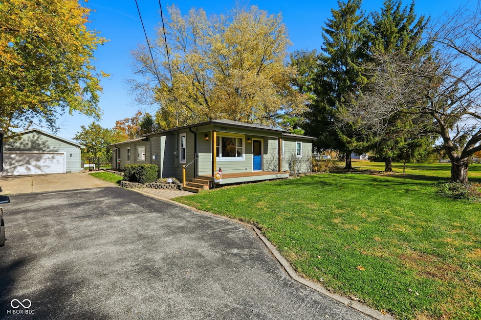 11240 E Mcgregor Rd, Indianapolis, IN 46259 - photo 1