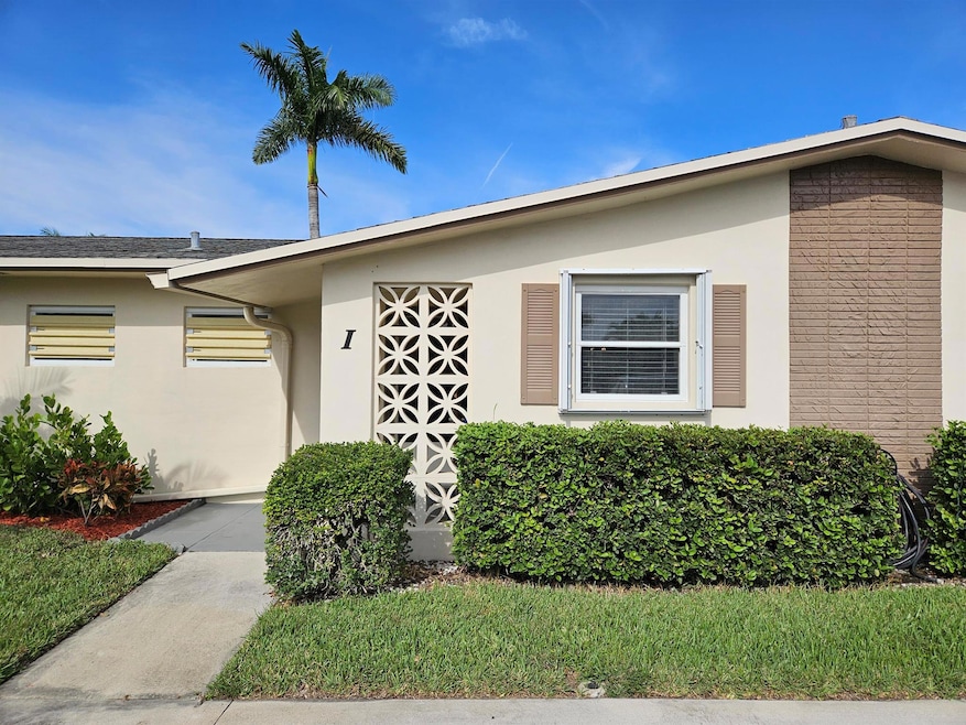 2572 Emory Dr E unit I, West Palm Beach, FL 33415 - photo 1