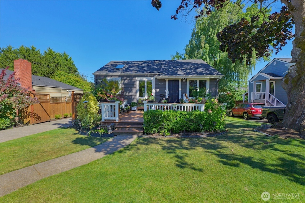 Sold $1,175,000 • Co-Listing Agent