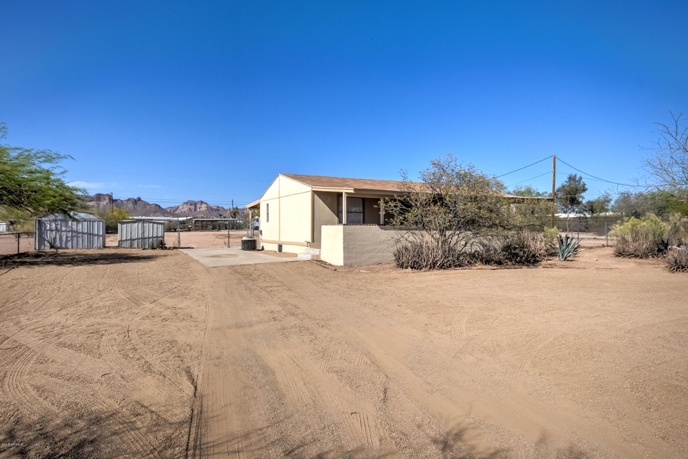 834 W Foothill St-2