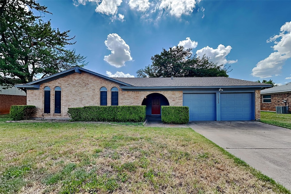 1113 Atlanta Dr, Bedford, TX 76022 - photo 1