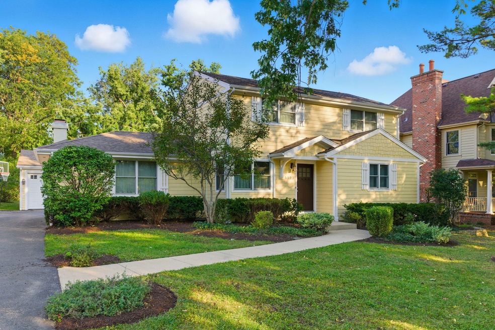 5523 S Garfield St, Hinsdale, IL 60521 - photo 1