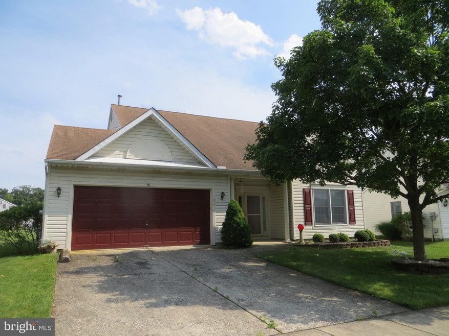 50 Lantern Ln, Columbus, NJ 08022 - photo 1