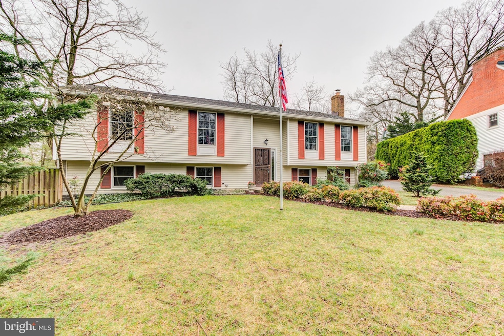 309 Niagara Ct, Takoma Park, MD 20912 - photo 1