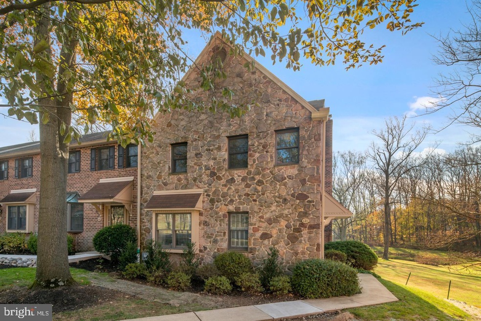 121 Putney Ln unit 121, Malvern, PA 19355 - photo 1