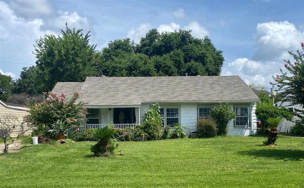 3957 Charleston St, Houston, TX 77021 - photo 1
