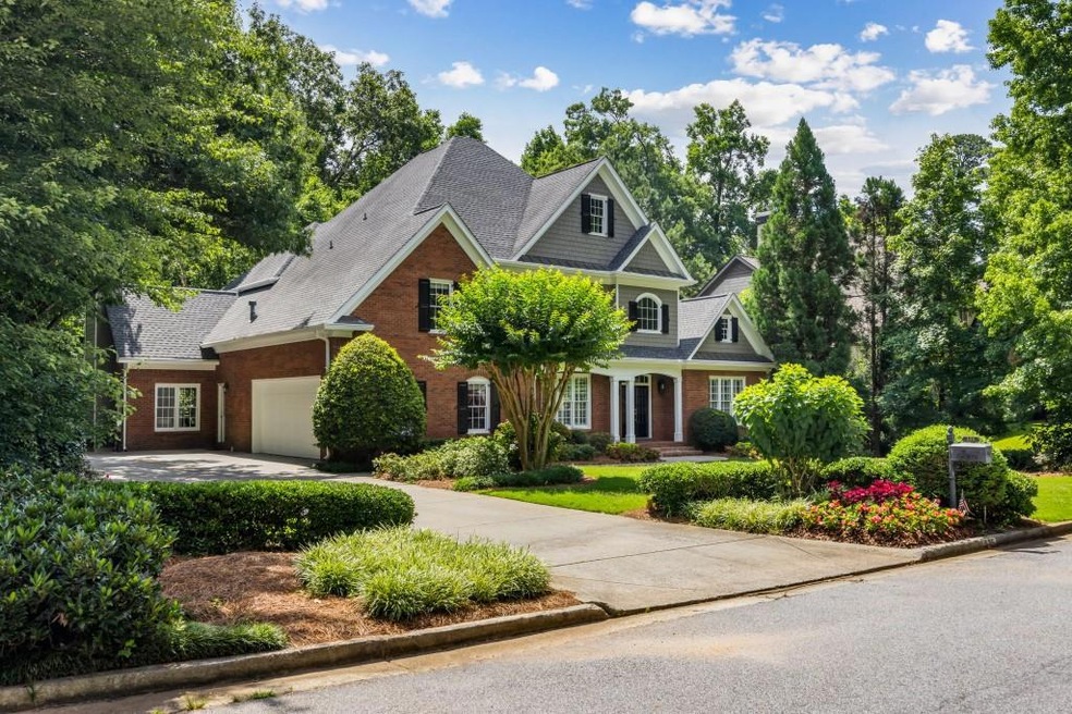 Sold $1,375,000 • Co-Listing Agent