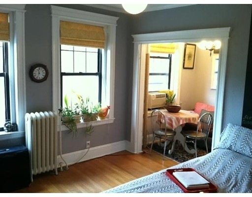 122 Riverway unit 15, Boston, MA 02215 - photo 1