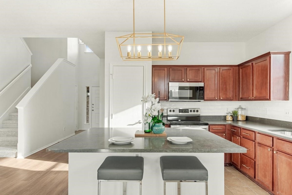 For Sale $399,999 • Co-Listing Agent