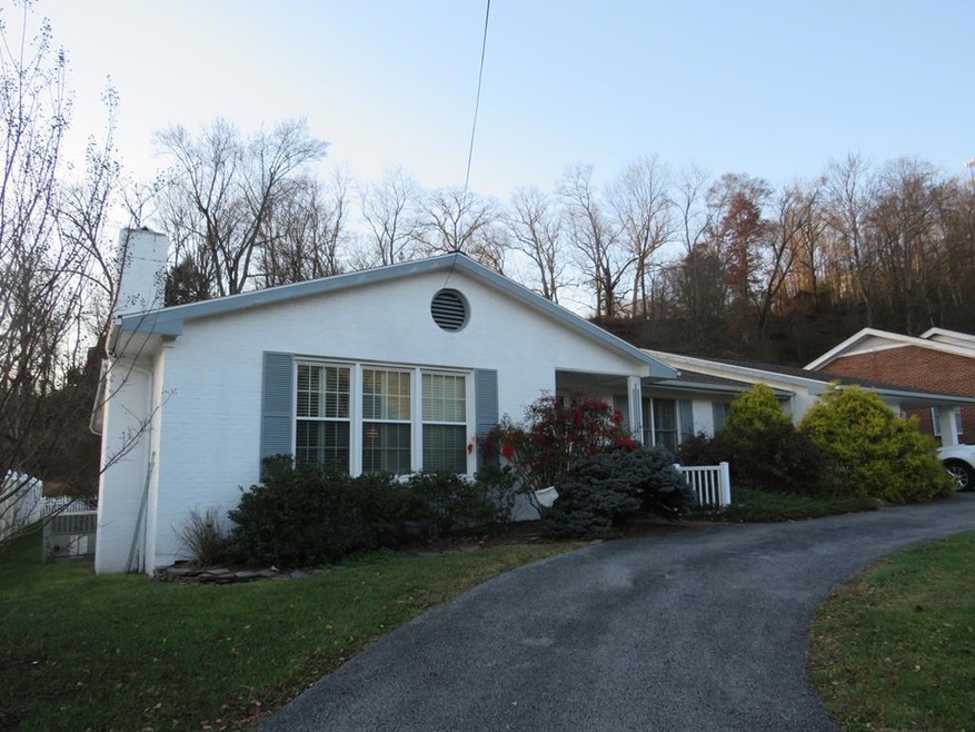 Sold $285,000