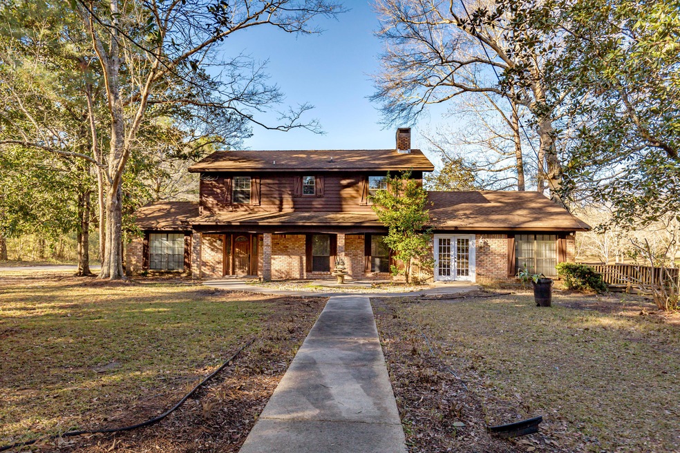 3611 Manchester Rd, Moss Point, MS 39562 - photo 1