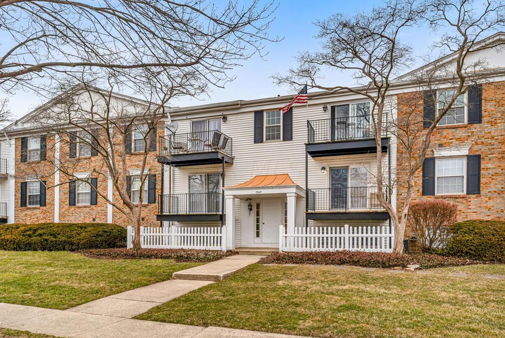1540 Slade Ave unit 301, Columbus, OH 43235 - photo 1