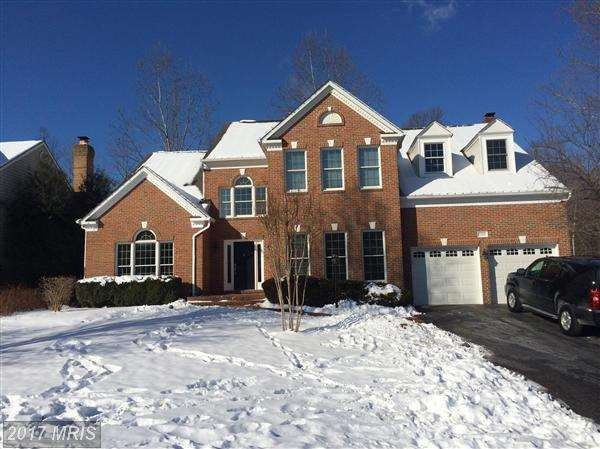 7904 Hollington Place, Fairfax Station, VA 22039 - photo 1