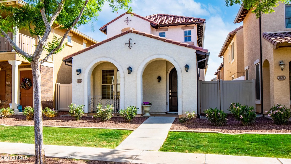 Charming Gilbert Home