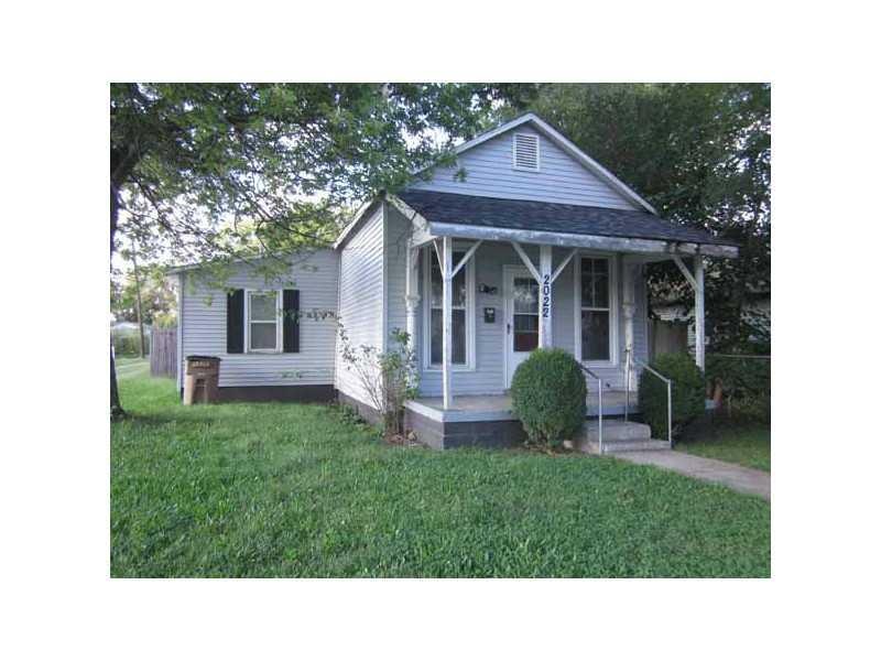 2022 Ohio Ave, Columbus, IN 47201 - photo 1