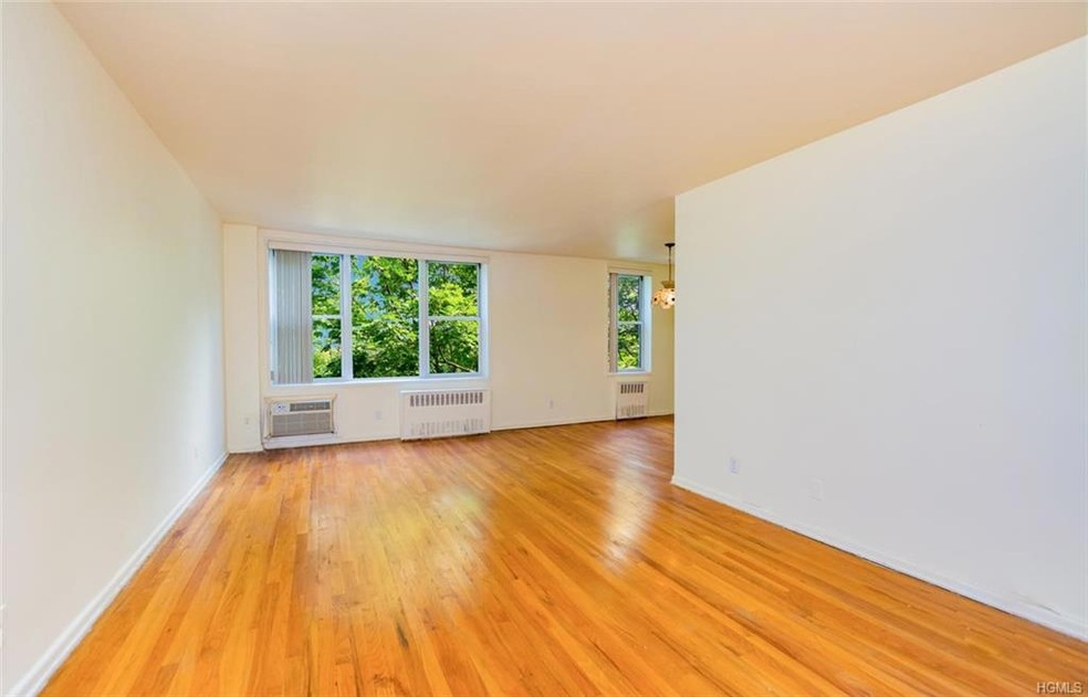 Cresthaven unit 508, Yonkers, NY 10703 - photo 1