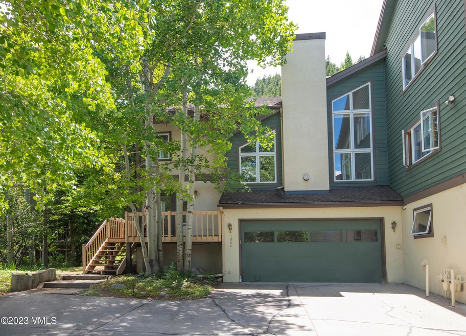 1264-Deer-Blvd-MLS_01
