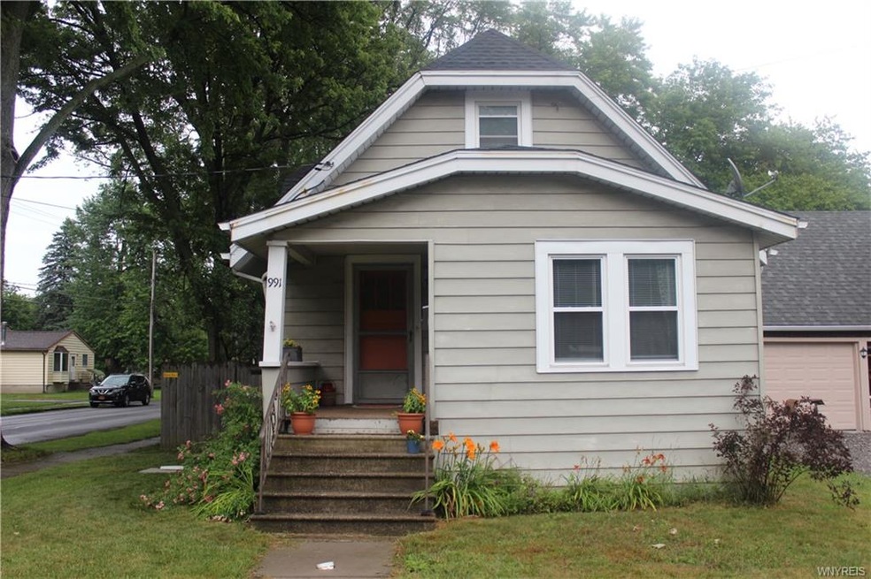 991 Nash Rd, North Tonawanda, NY 14120 - photo 1