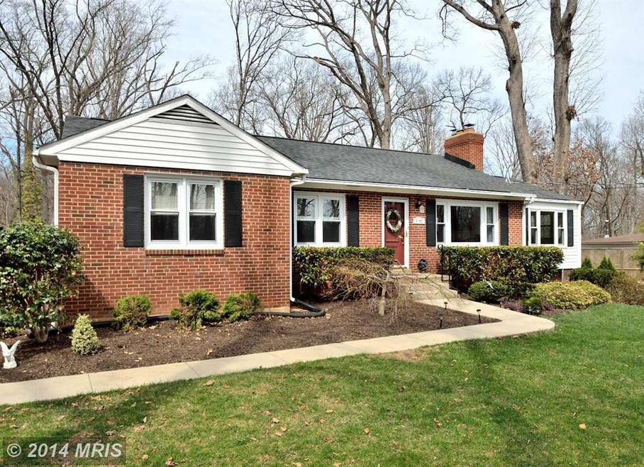 9102 Courtley Ct, Fairfax, VA 22031 - photo 1