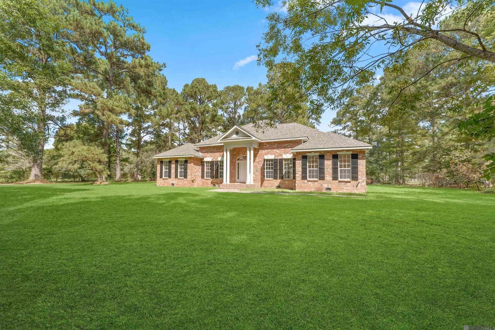 4761 Sharp Rd, Mandeville, LA 70471 - photo 1