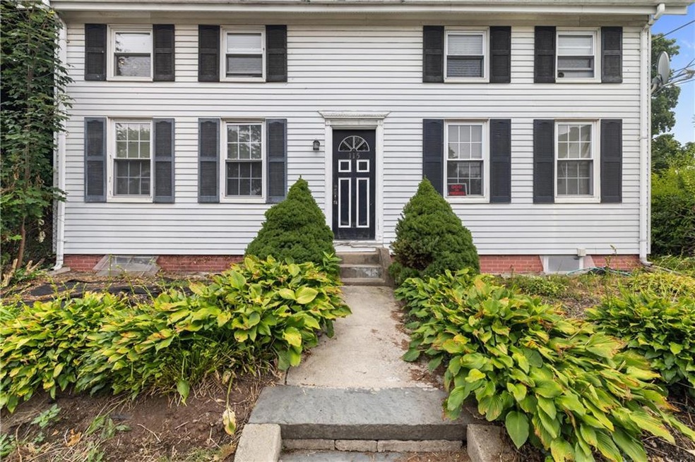 115 N Bend St, Pawtucket, RI 02860 - photo 1