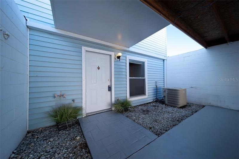 Welcome home! Centrally located condo with NEW ROO