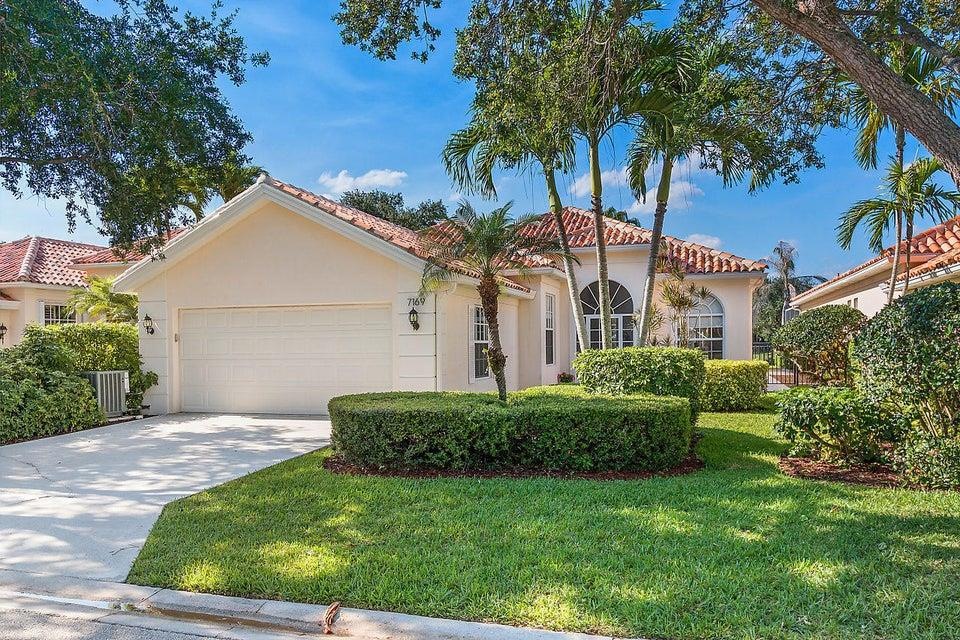 002-7169DeerPointLn-WestPalmBeach-FL-sma