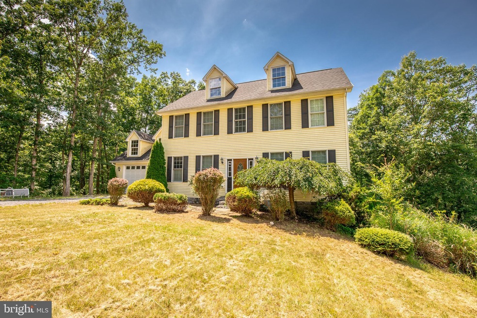 611 Coon Hollow Ln, Hedgesville, WV 25427 - photo 1